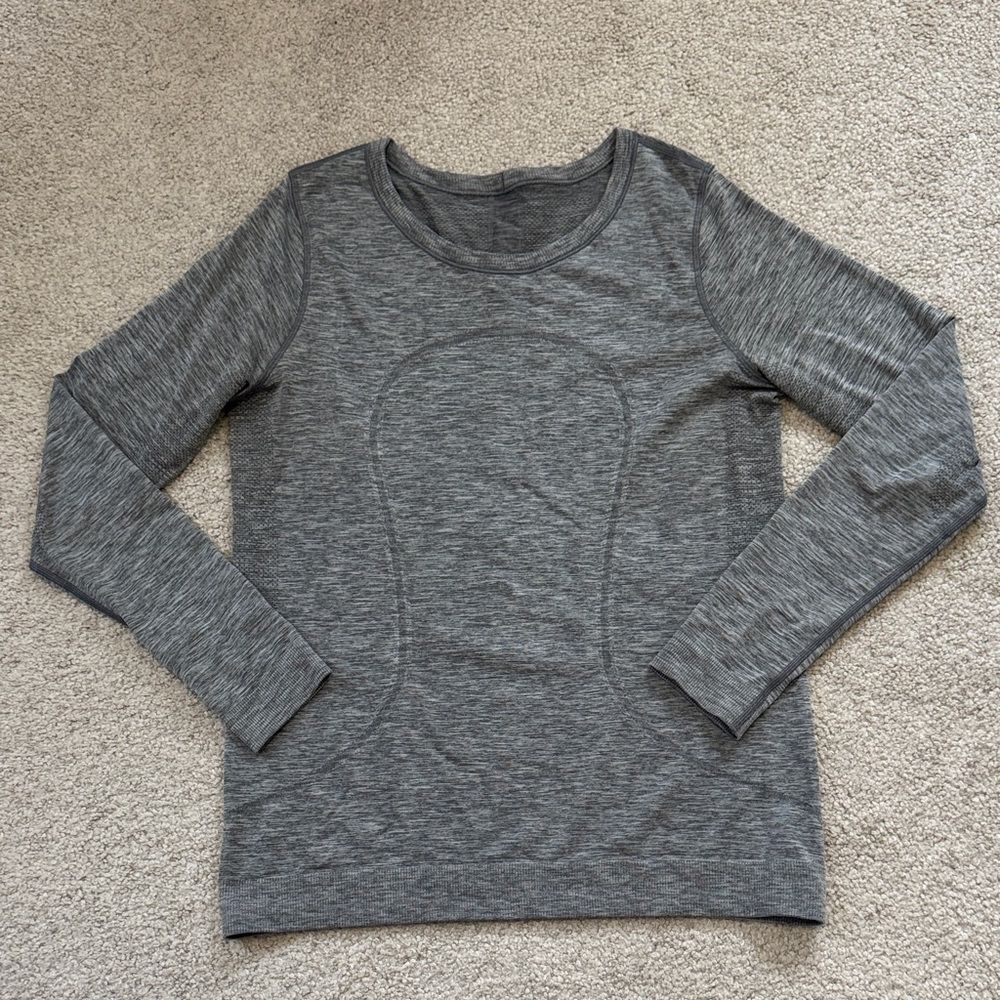 lululemon Swiftly Tech Long Sleeve Relaxed Heathered Grey Sz4